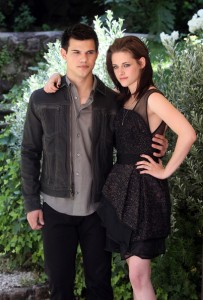 Twilight+Saga+Eclipse+Rome+Photocall+Ydeb-LQBnYrl[1]