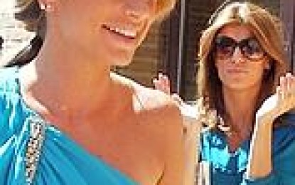 Vasco Rossi sposa Stef Burns e Maddalena Corovaglia: che look !