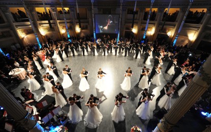 Vip e nobiltà, ma anche principesse e cavalieri: la magia del Gran Ballo Viennese. FOTOGALLERY