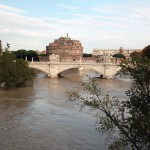 ponte vittorio emanuelell con castel sant'angelo