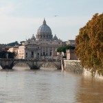 san pietro con tevere in piena2