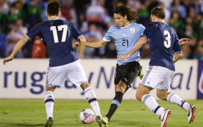 L’Argentina termina il girone di qualificazione prima, ma perdendo la lunga imbattibilità. L’Uruguay vince e va ai play offs