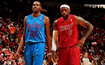 NBA Christmas Day: LeBron James batte Kevin Durant e regala ai suoi tifosi la quinta vittoria consecutiva!